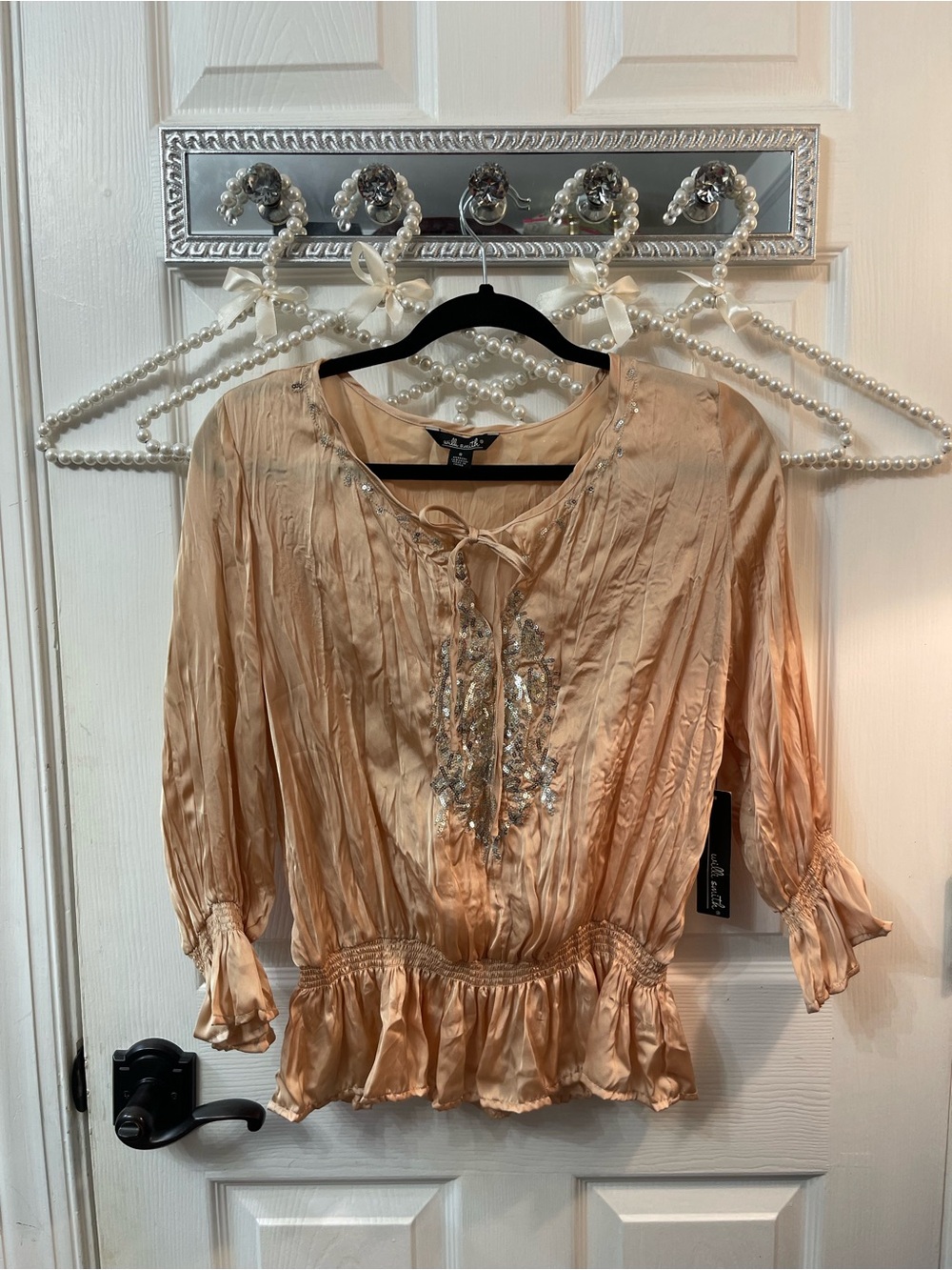 Willi Smith Champagne Satin Like-Sequin Peasant Blouse